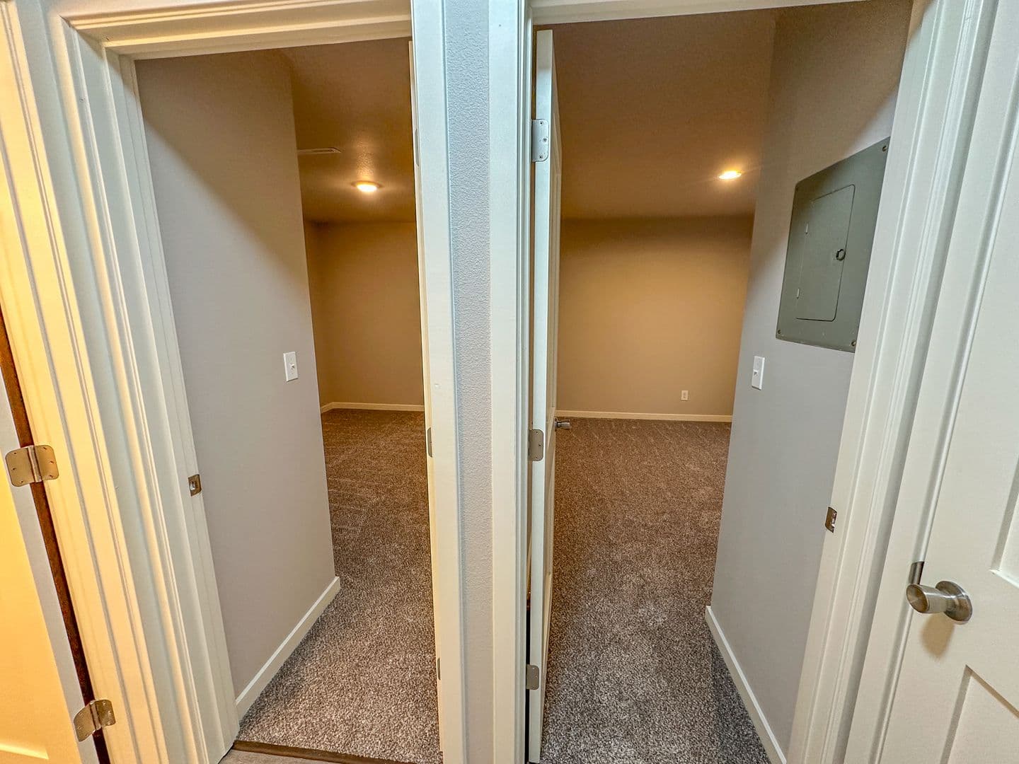 Ames Apartment: 3319 Story Street