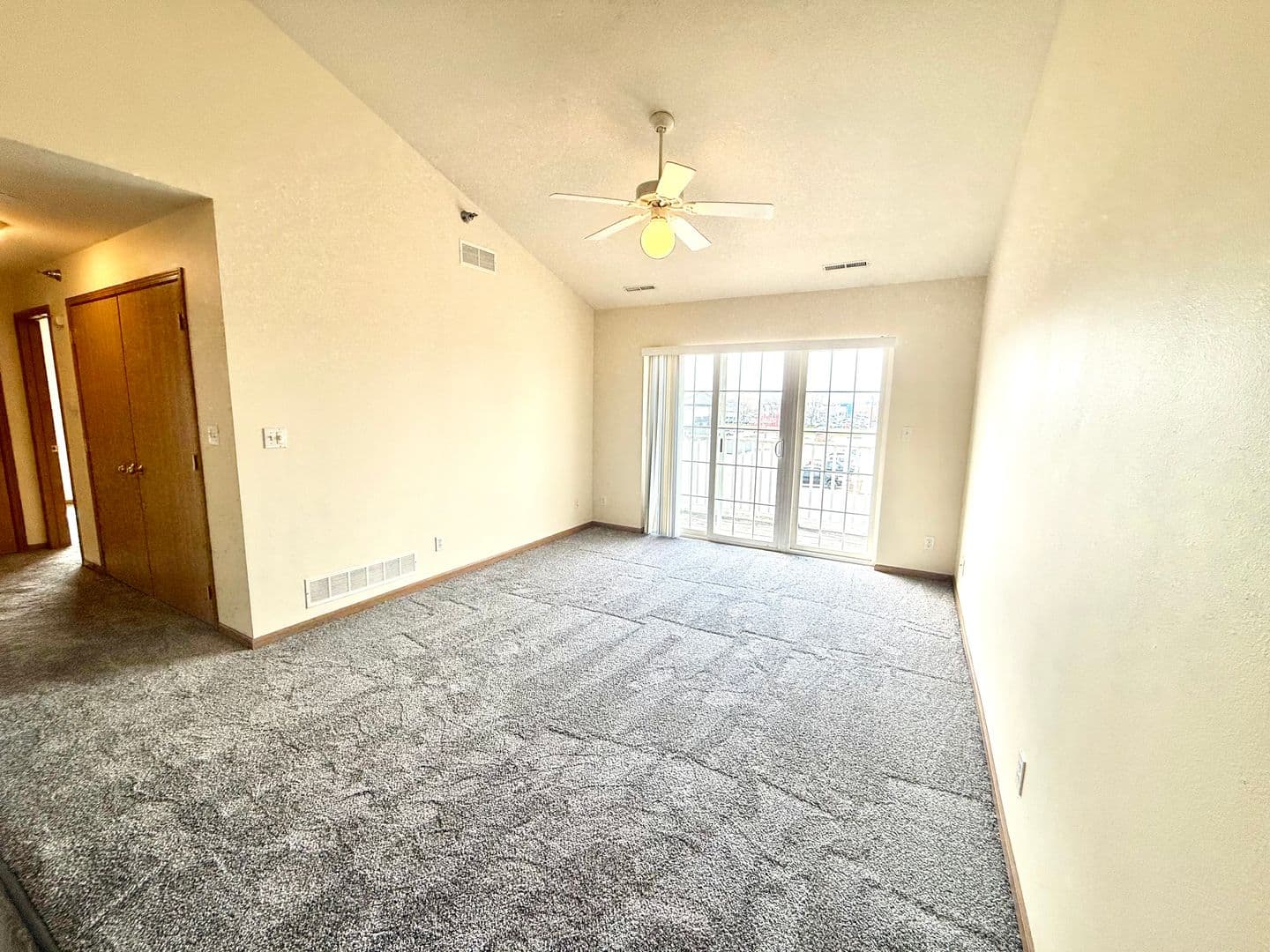 Ames Apartment: 219 Crystal St