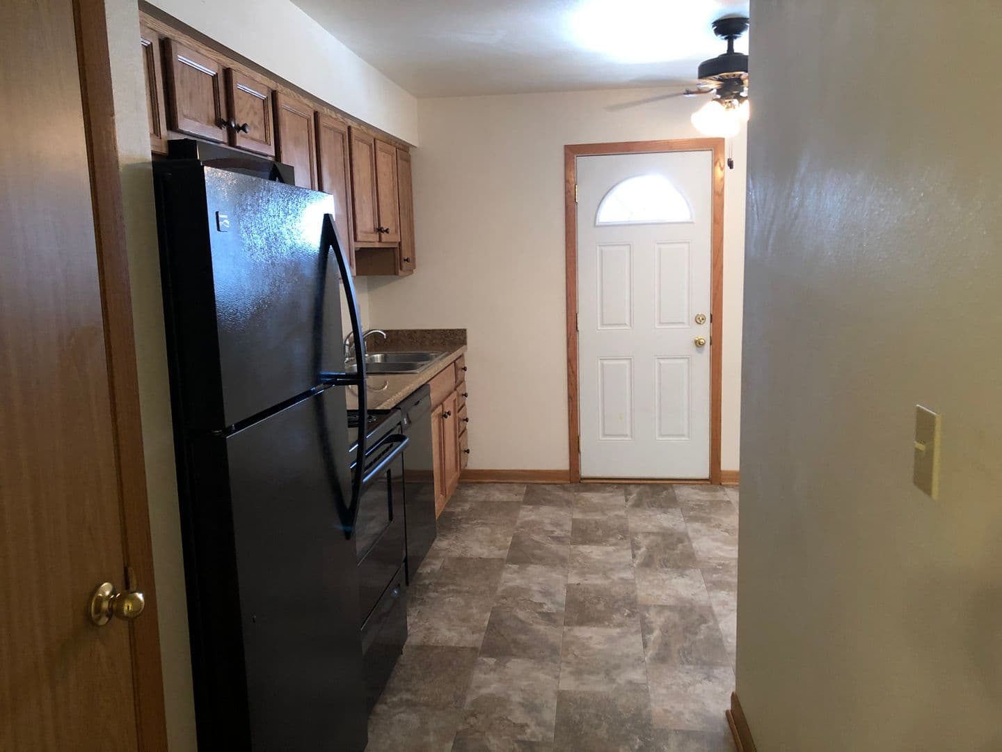 Ames Apartment: 1108 S. 4th St