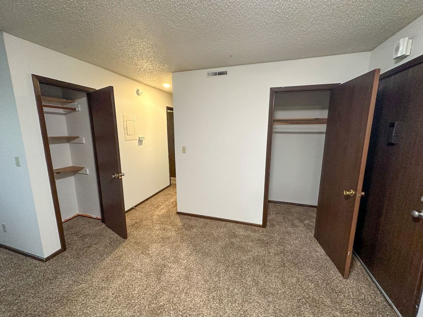 Ames Apartment: 126 Beedle Drive