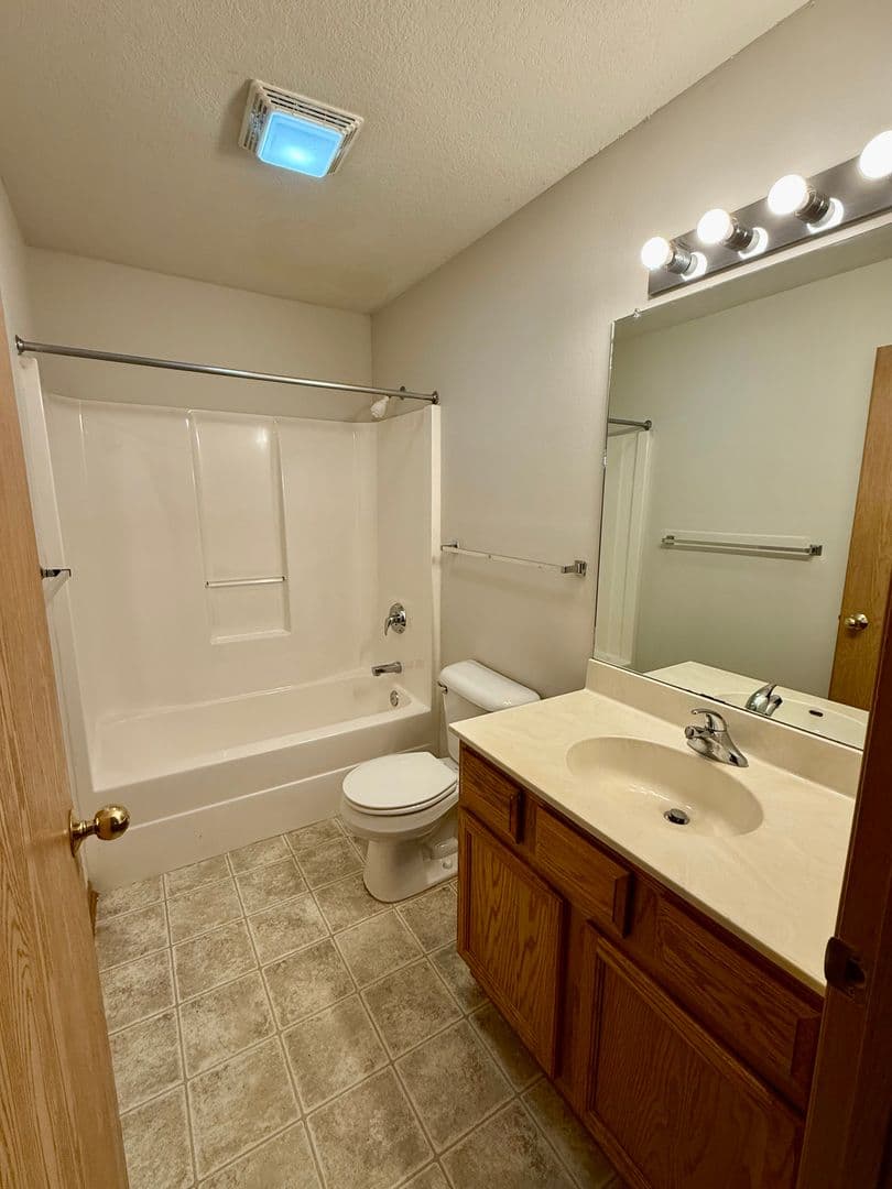 Ames Apartment: 219 Crystal St