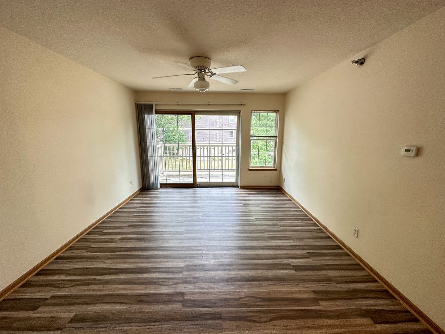 Ames Apartment: 121 Beach Ave