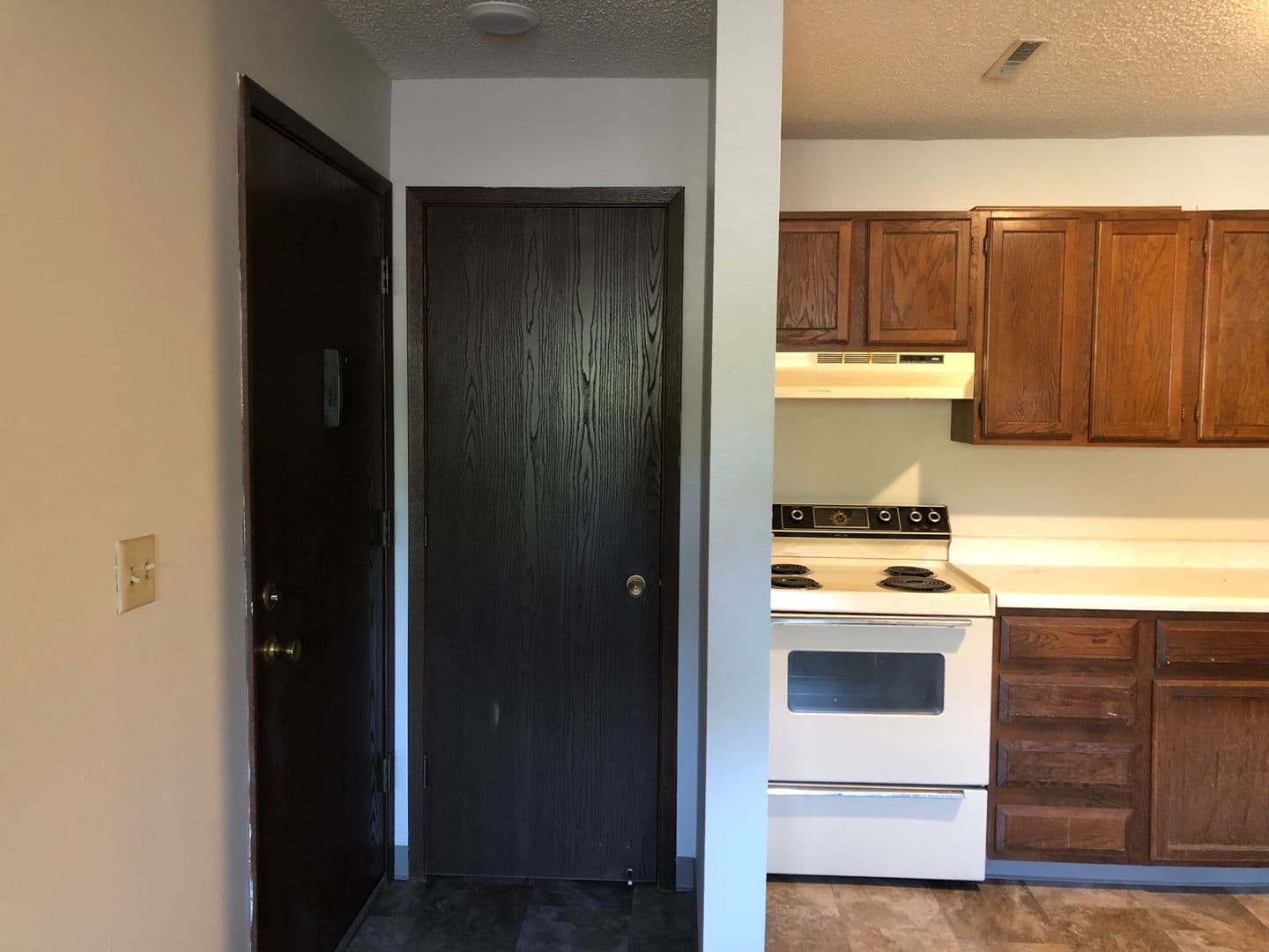 Ames Apartment: 3319 Story Street