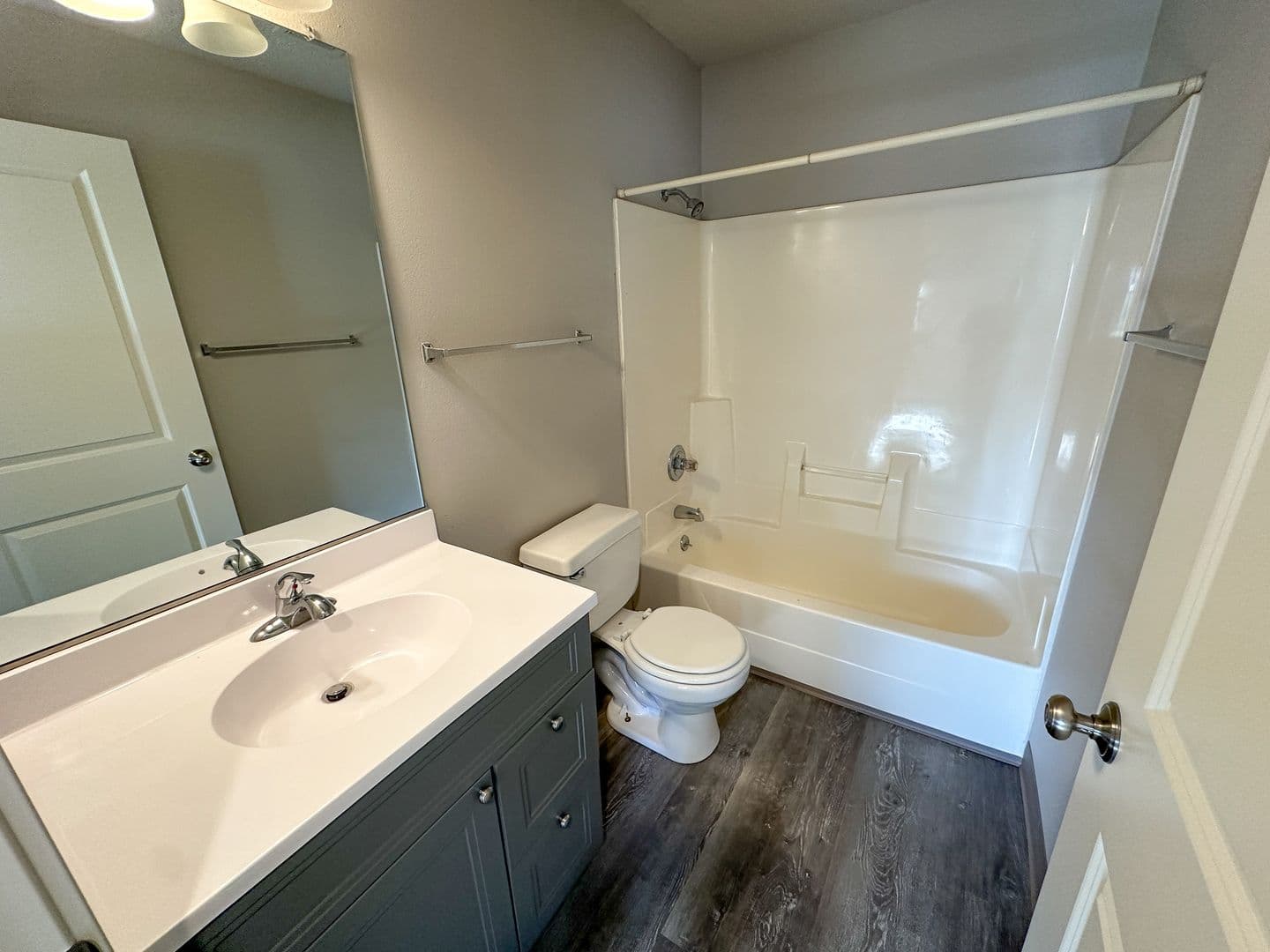 Ames Apartment: 312 Hillcrest Ave