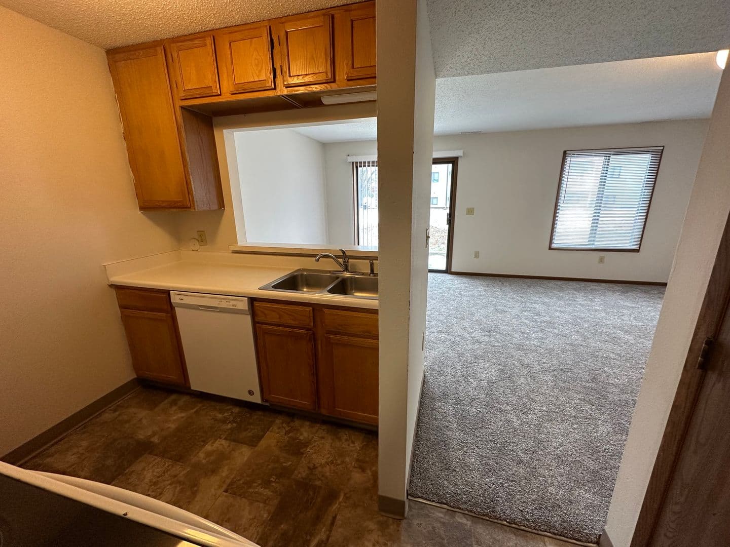 Ames Apartment: 1525 Little Bluestem Ct