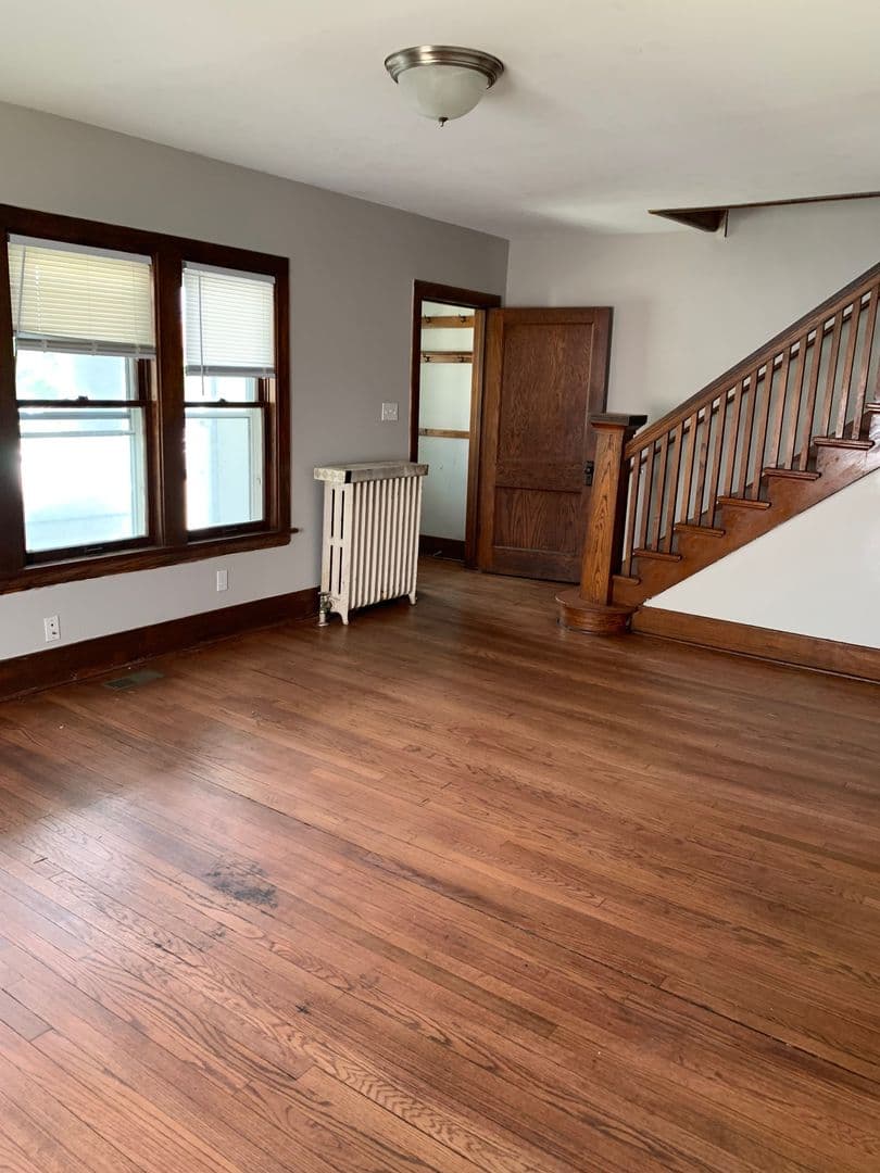 Ames House: 227 Sheldon Ave
