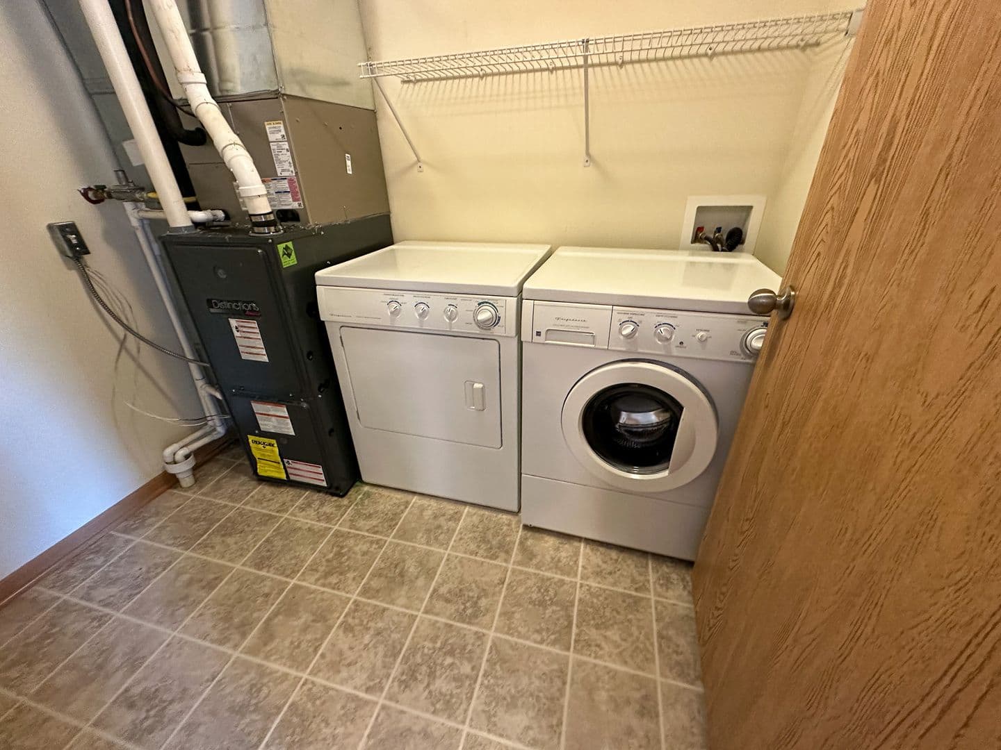 Ames Apartment: 205 Beach Ave