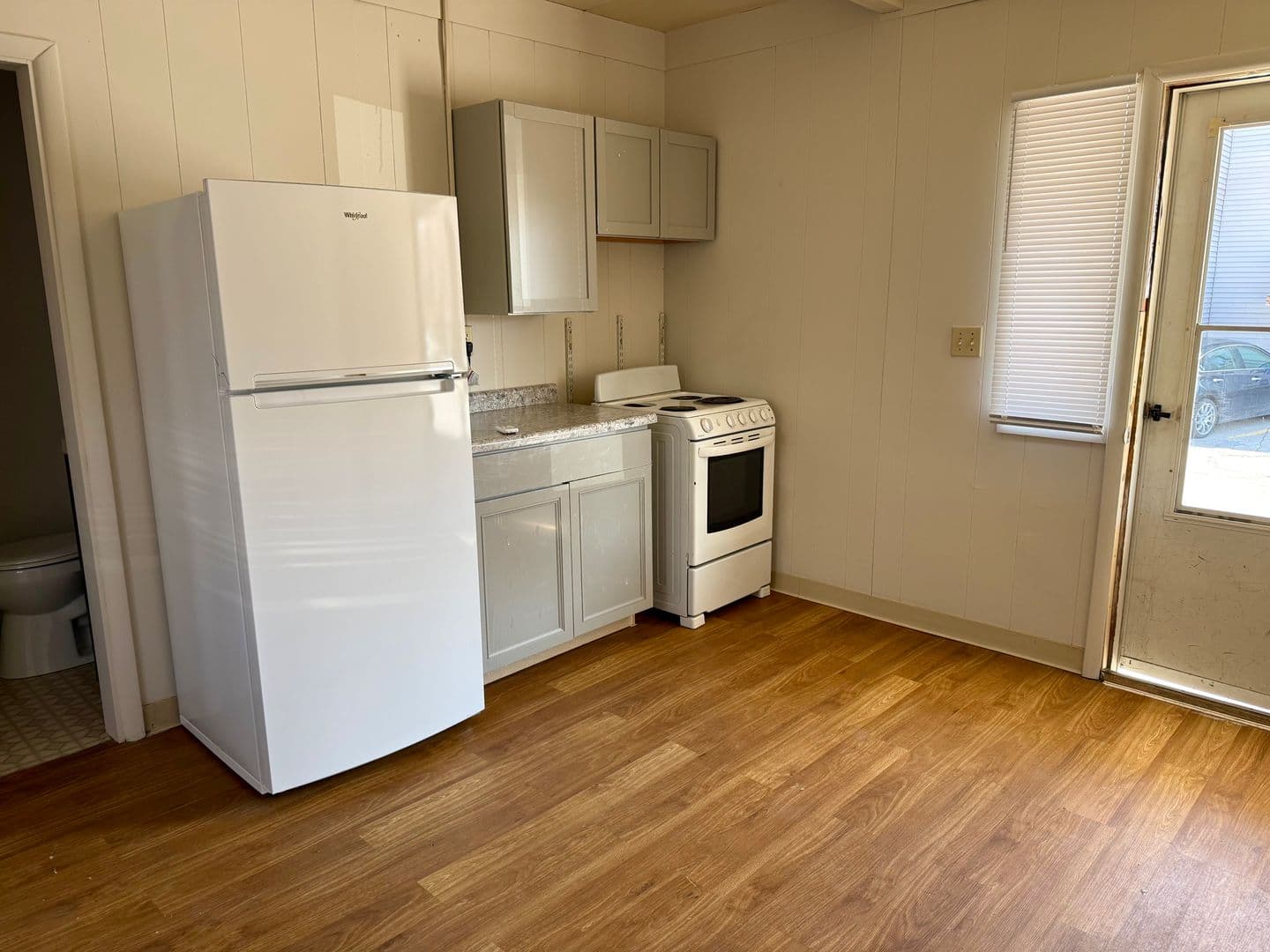 Ames Apartment: 4216 Lincoln Swing St