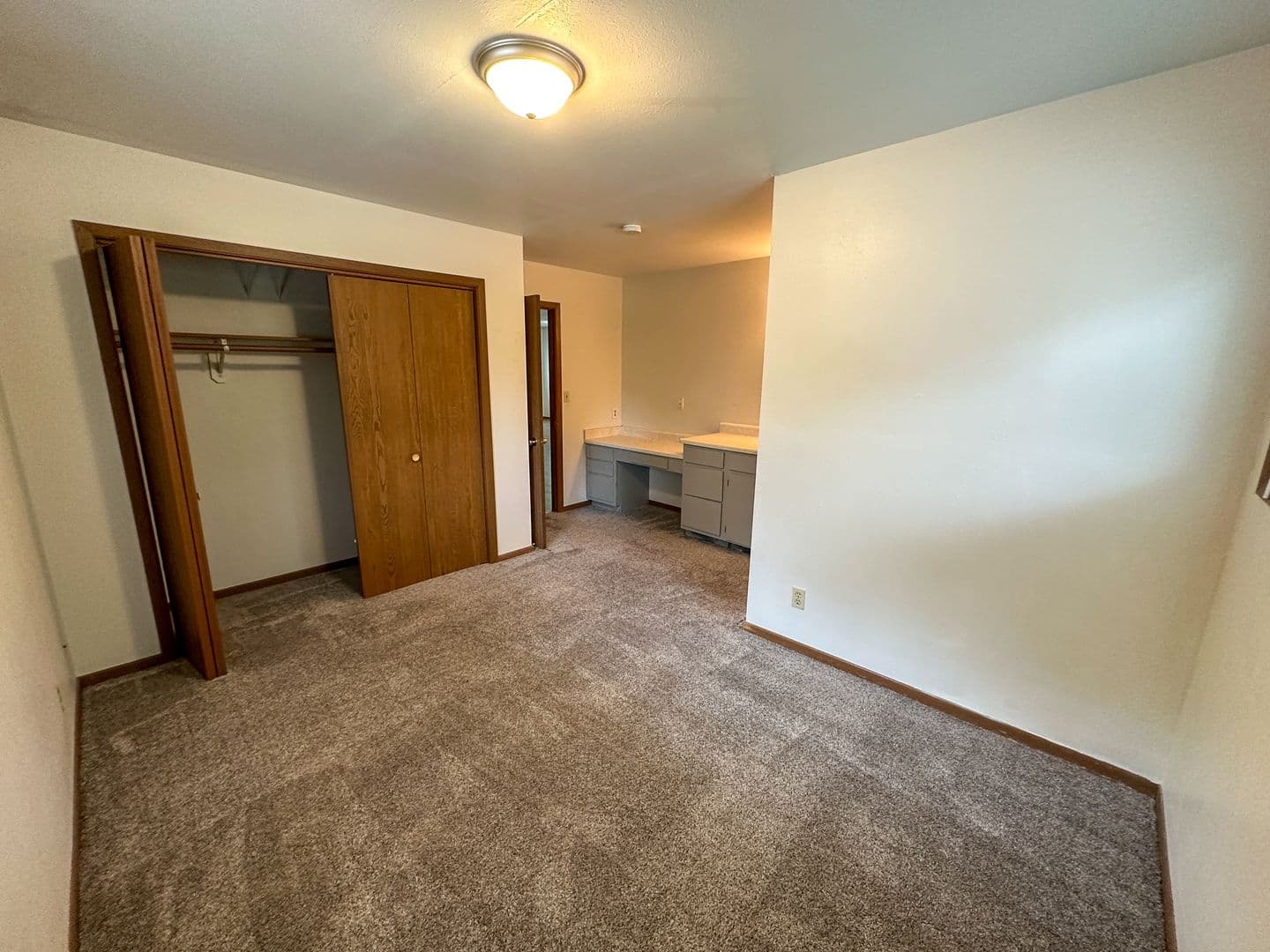 Ames House: 3010 Oakland St
