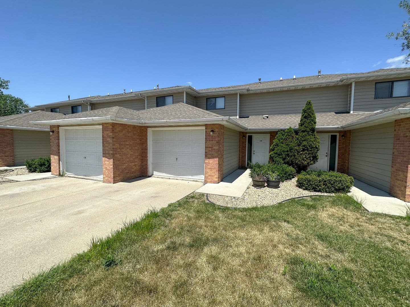 Ames Apartment: 1525 Little Bluestem Ct