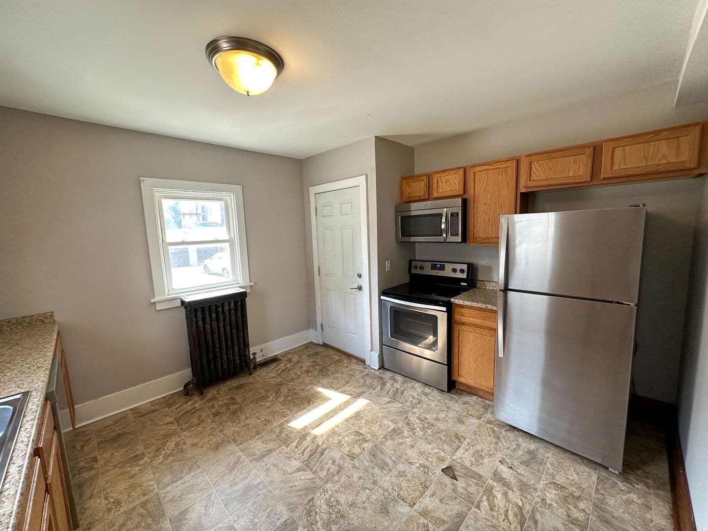 Ames House: 225 Sheldon Ave