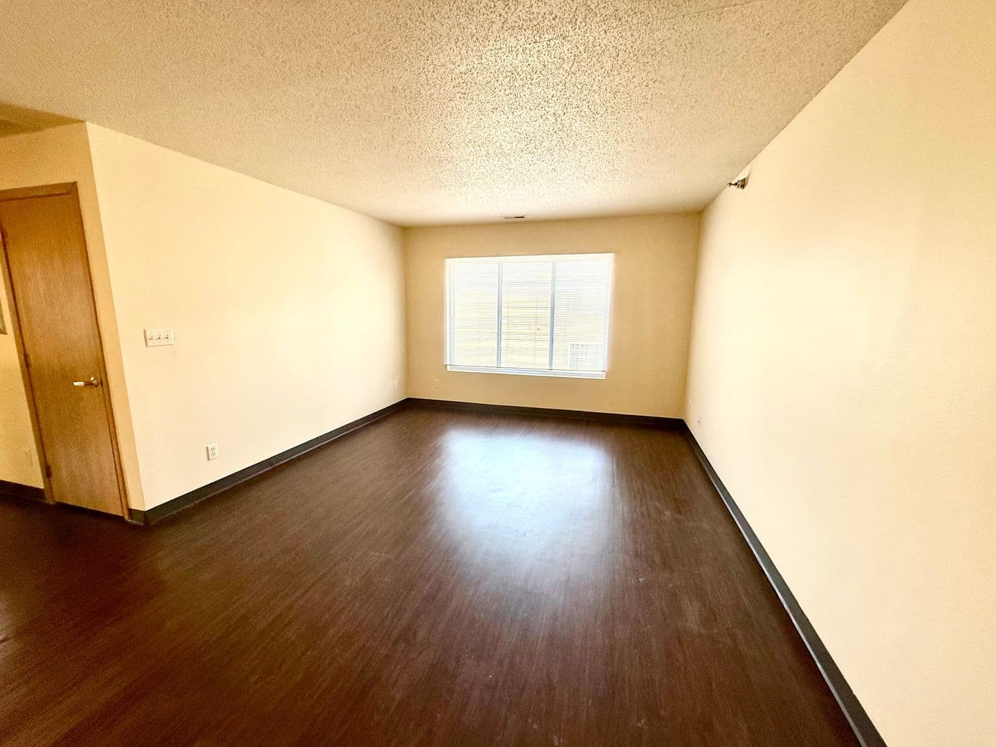 Ames Apartment: 221 Crystal St