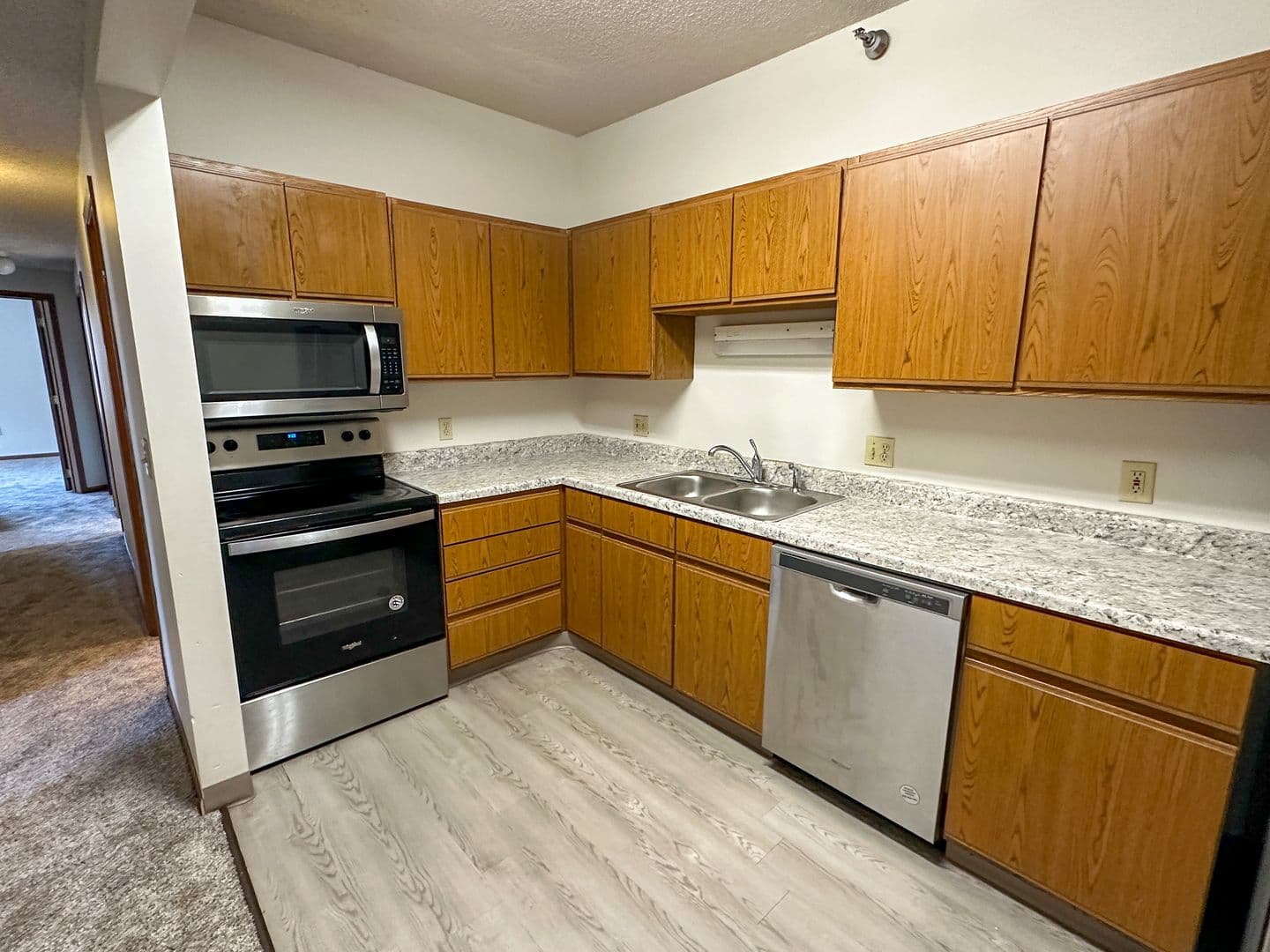 Ames Apartment: 2717 West St
