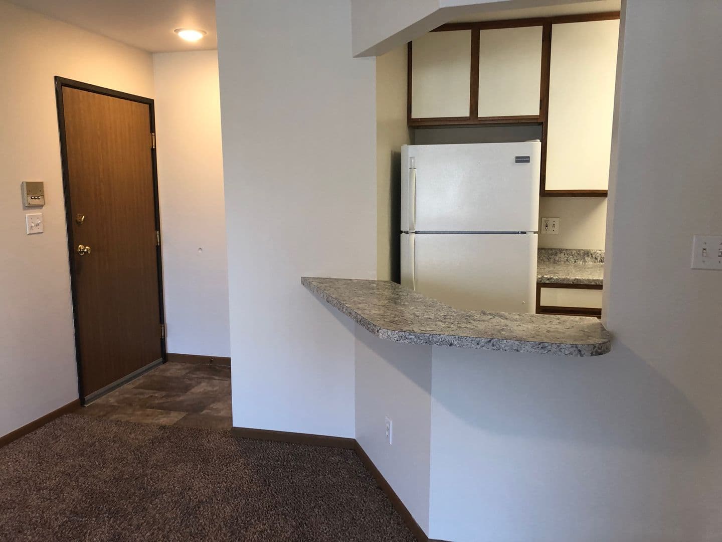 Ames Apartment: 645 Stonehaven Drive