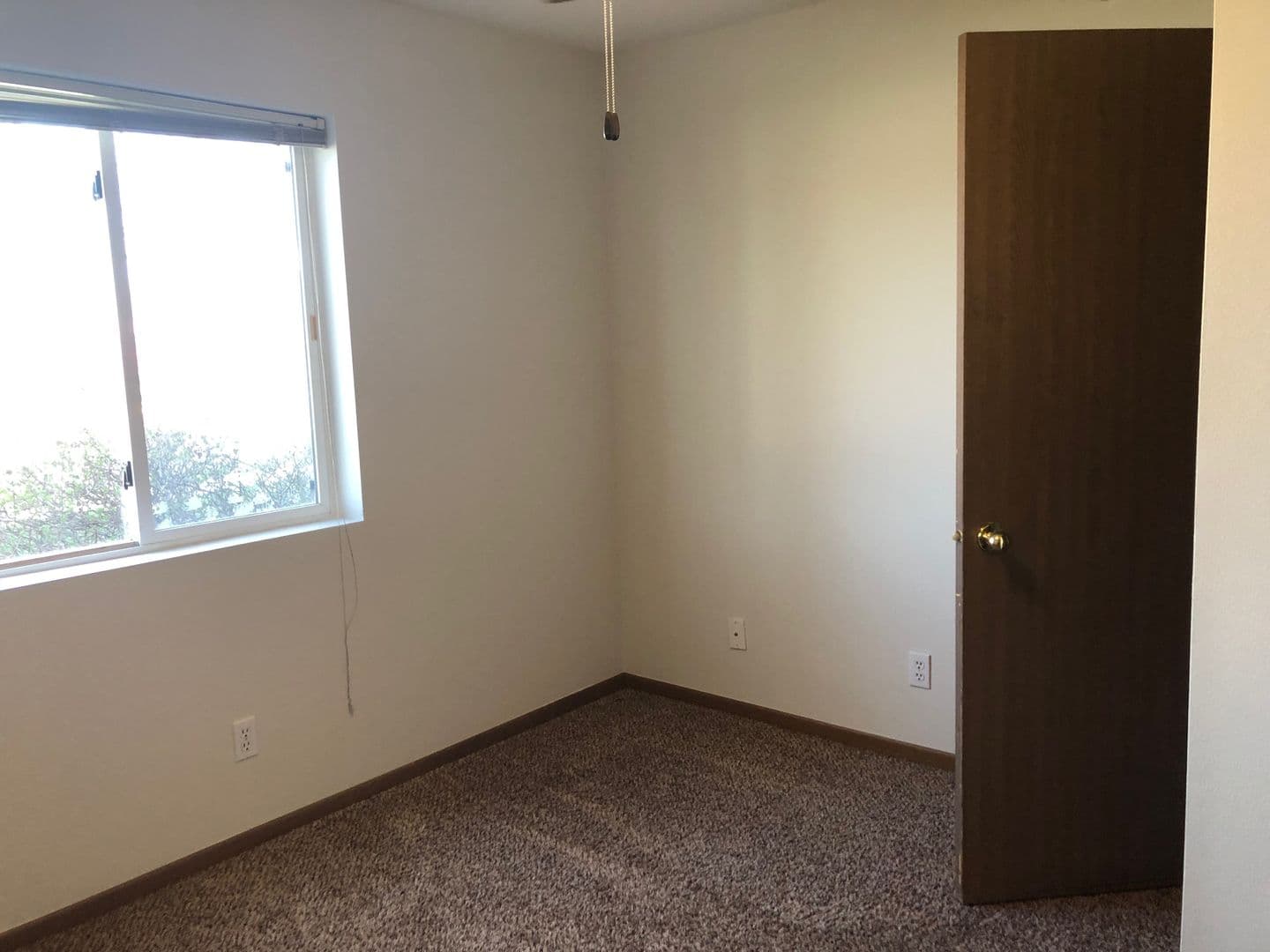 Ames Apartment: 645 Stonehaven Drive