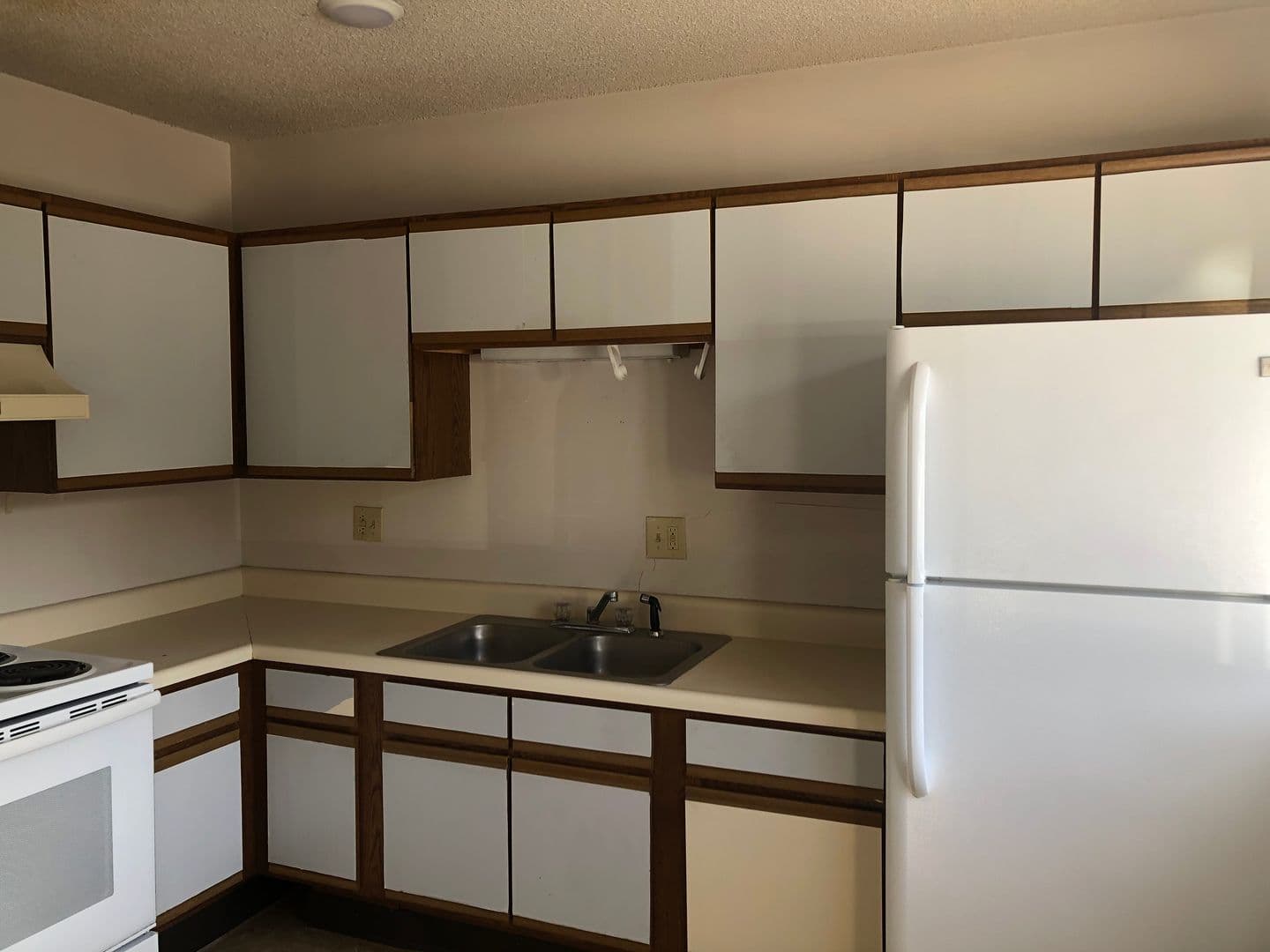 Ames Apartment: 312 Hillcrest Ave