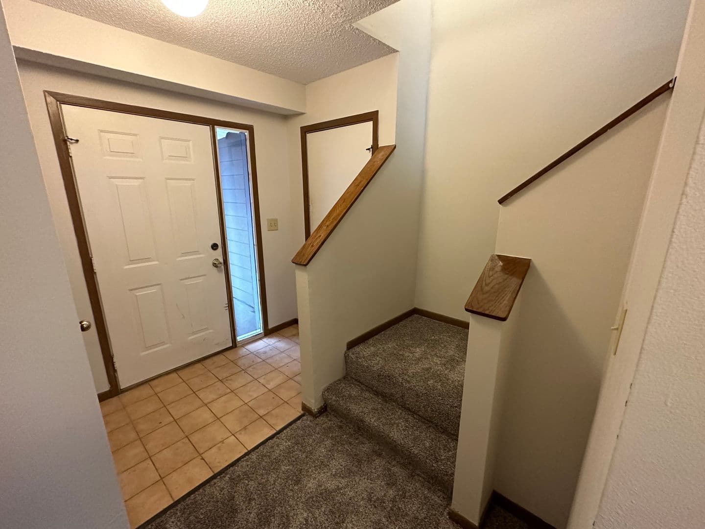 Ames Apartment: 1526 Little Bluestem Ct