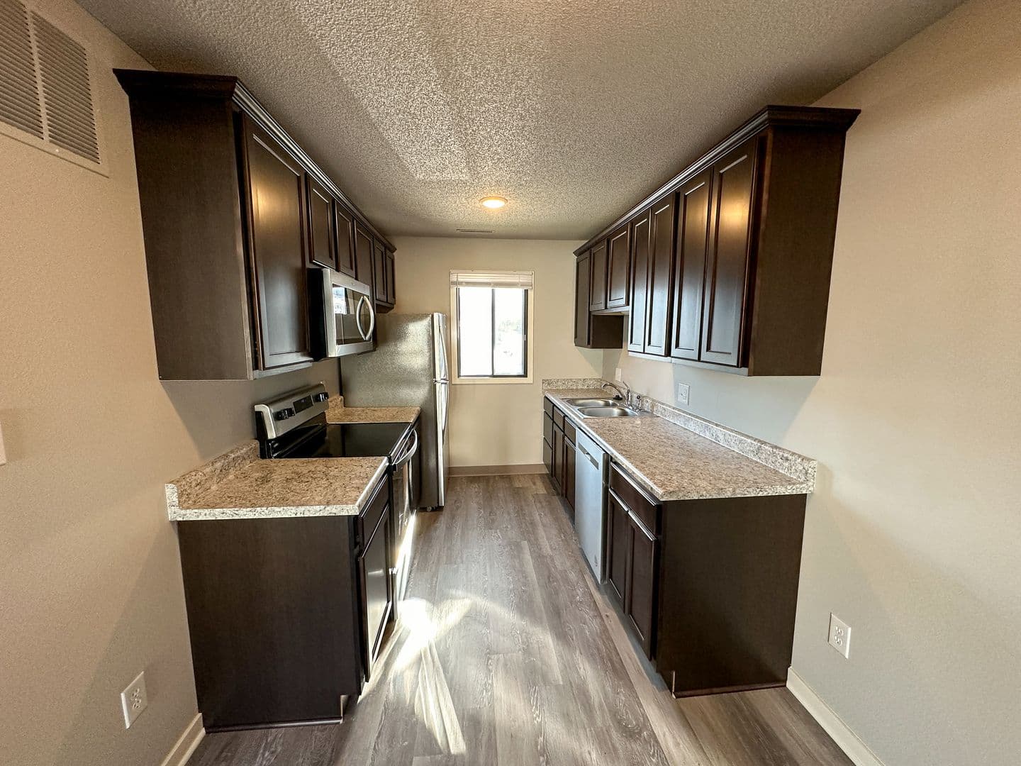 Ames Apartment: 312 Hillcrest Ave