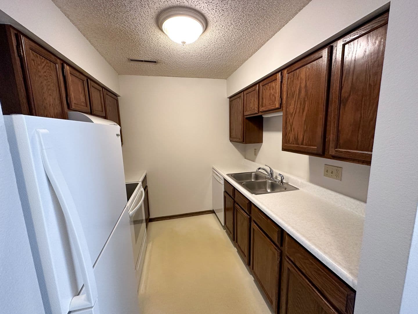 Ames Apartment: 126 Beedle Drive