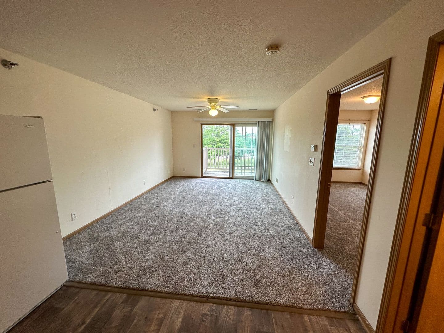 Ames Apartment: 121 Beach Ave