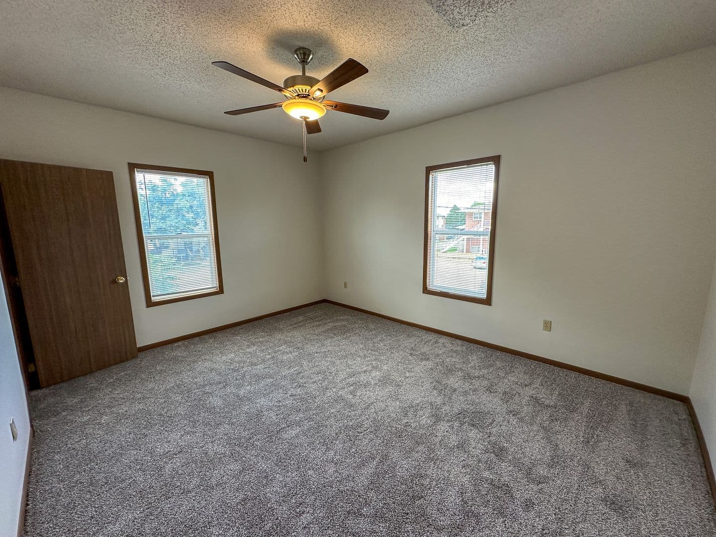 Ames Apartment: 2717 West St
