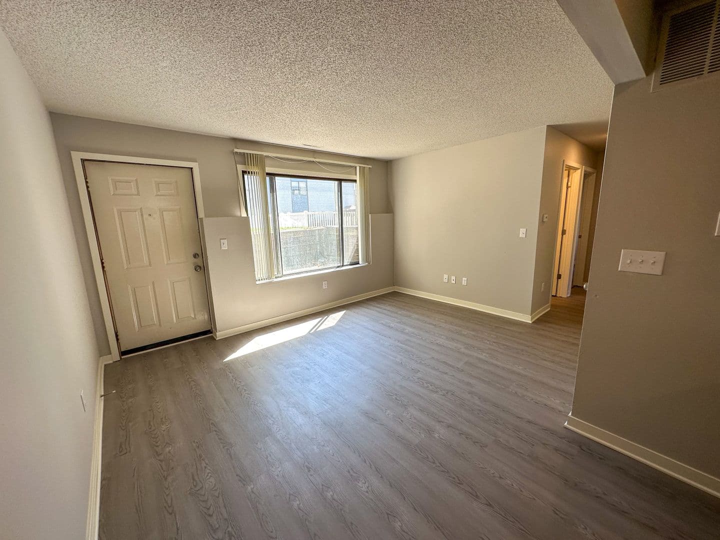 Ames Apartment: 312 Hillcrest Ave