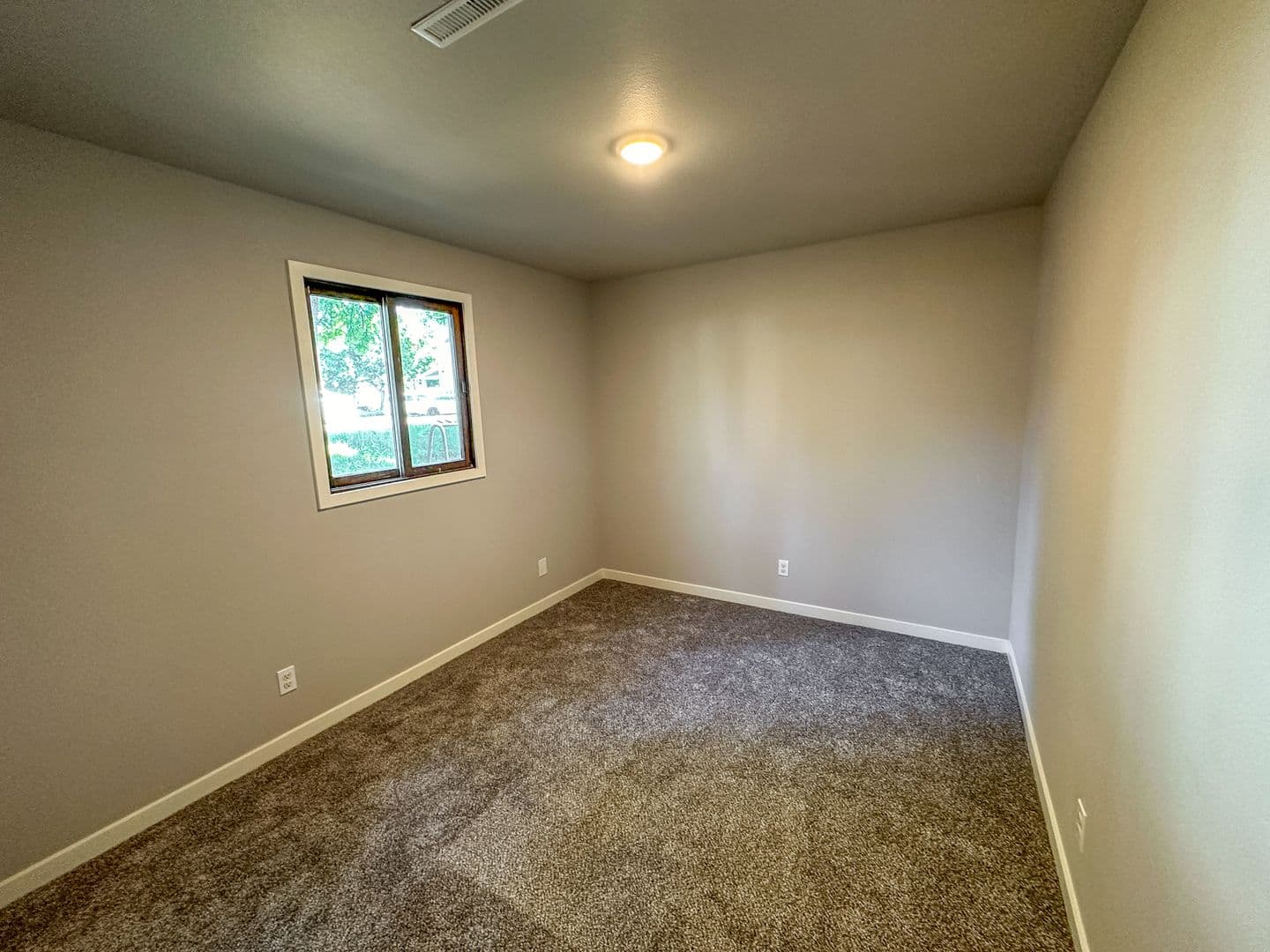 Ames Apartment: 3319 Story Street