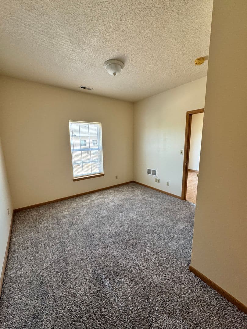 Ames Apartment: 210 Gray Ave