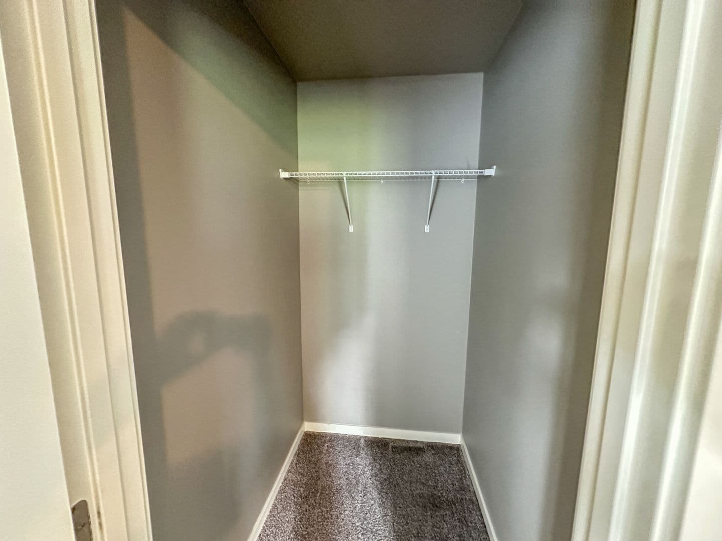 Ames Apartment: 218 S Dakota Ave