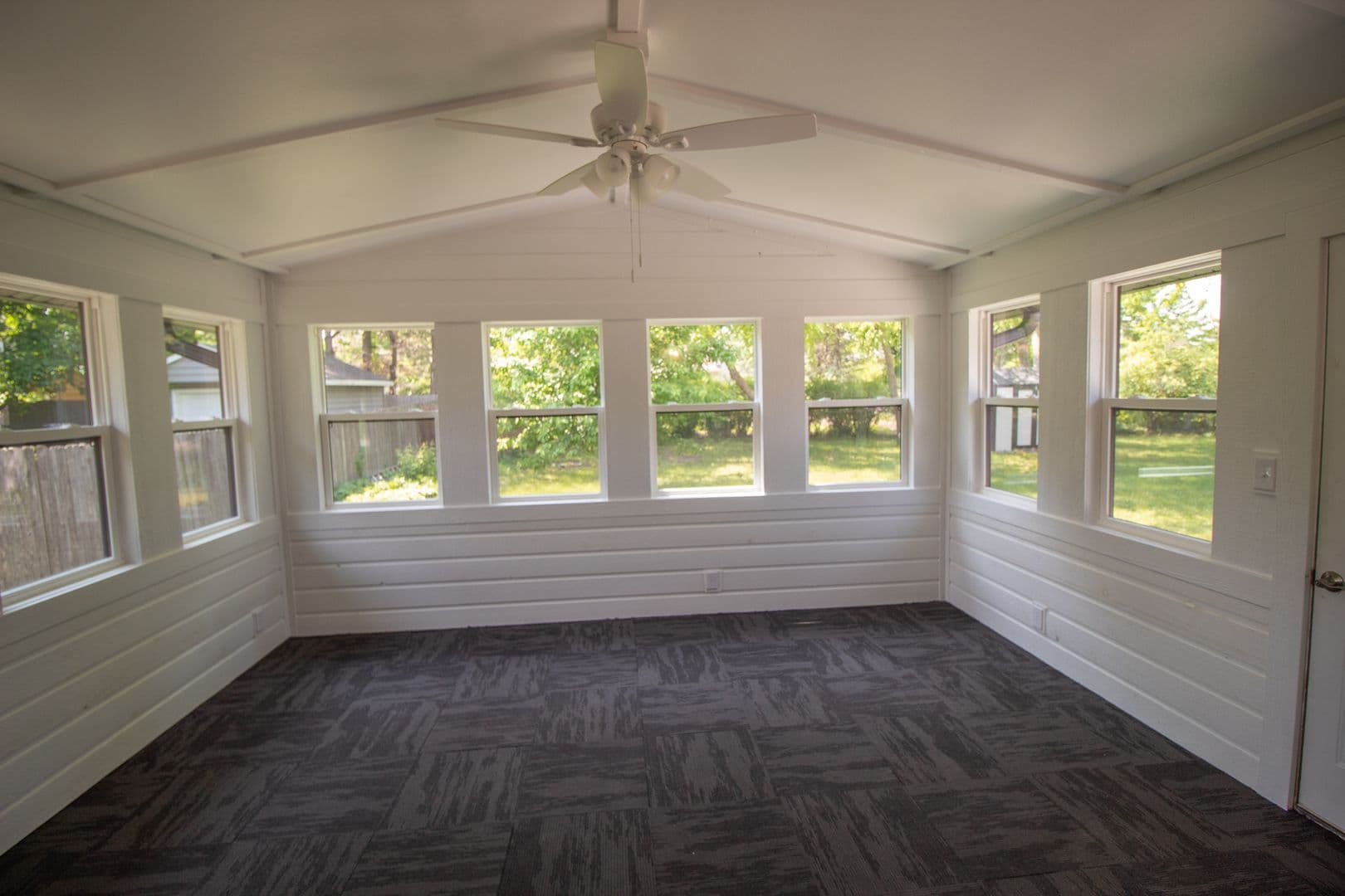 Ames House: 3419 Taft Ave