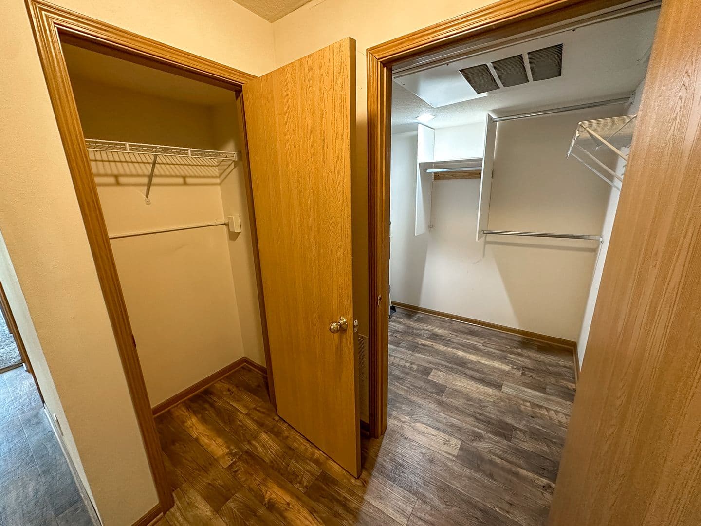 Ames Apartment: 121 Beach Ave