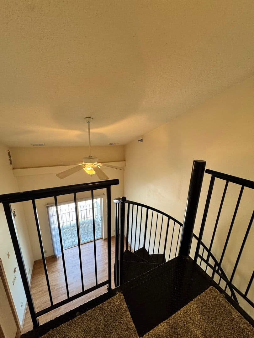 Ames Apartment: 210 Gray Ave