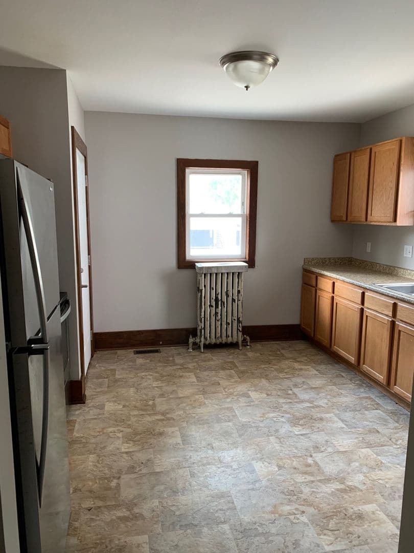 Ames House: 227 Sheldon Ave