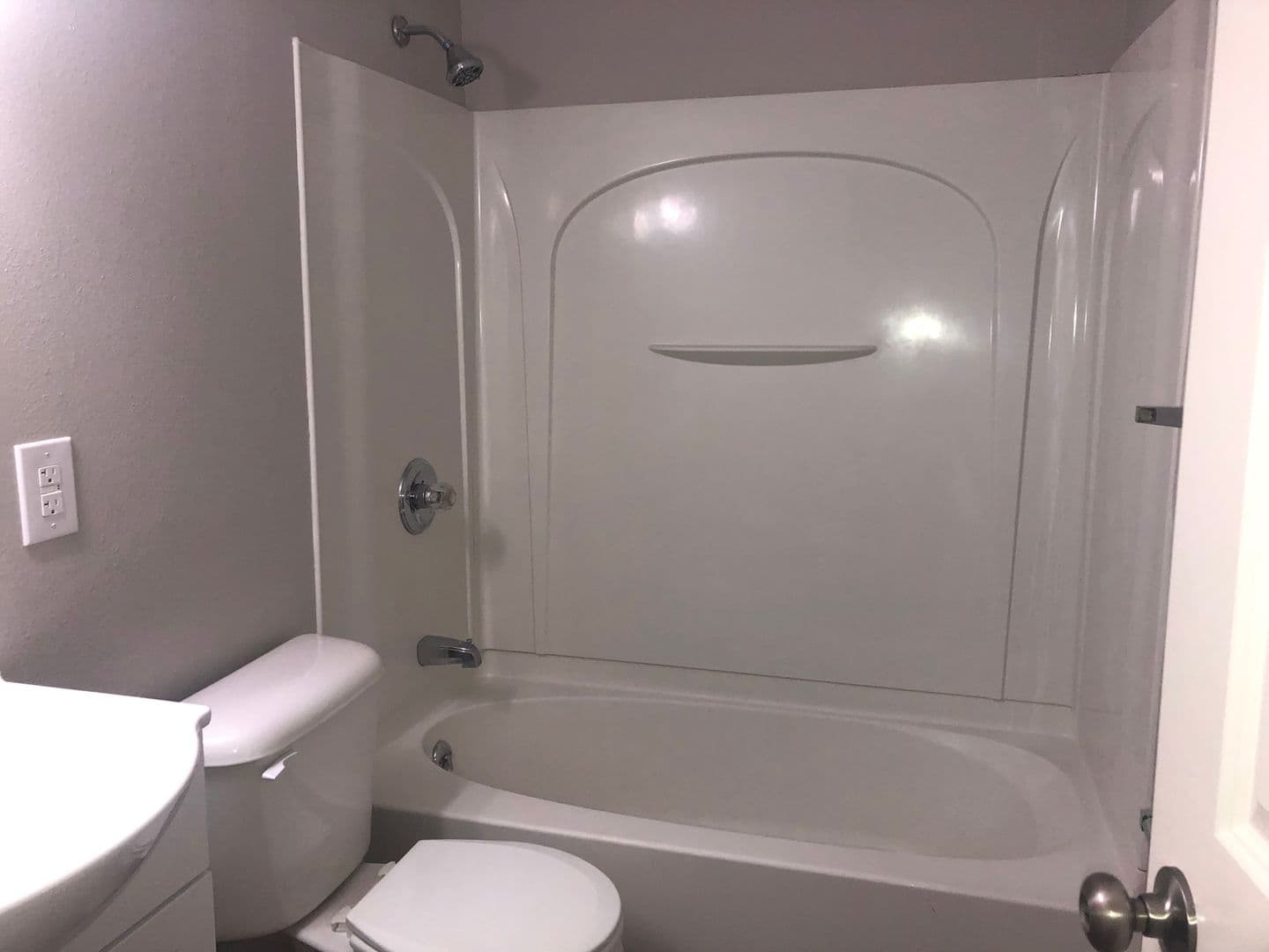 Ames Apartment: 1108 S. 4th St