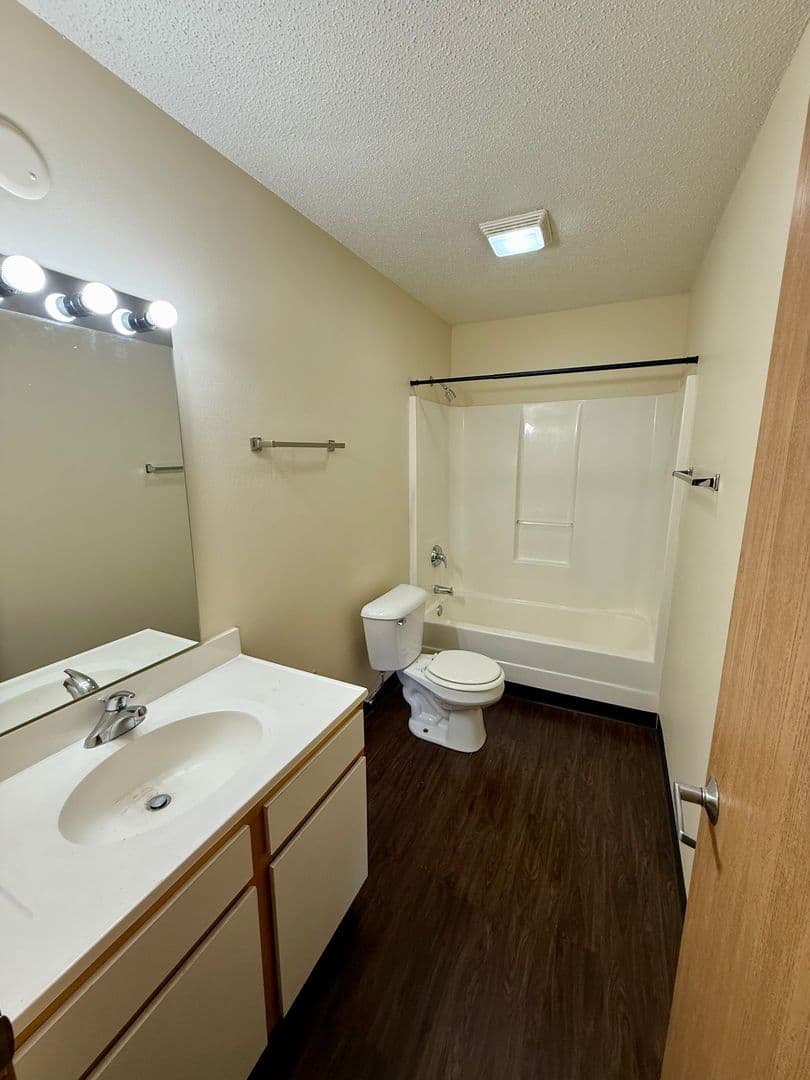 Ames Apartment: 219 Crystal St