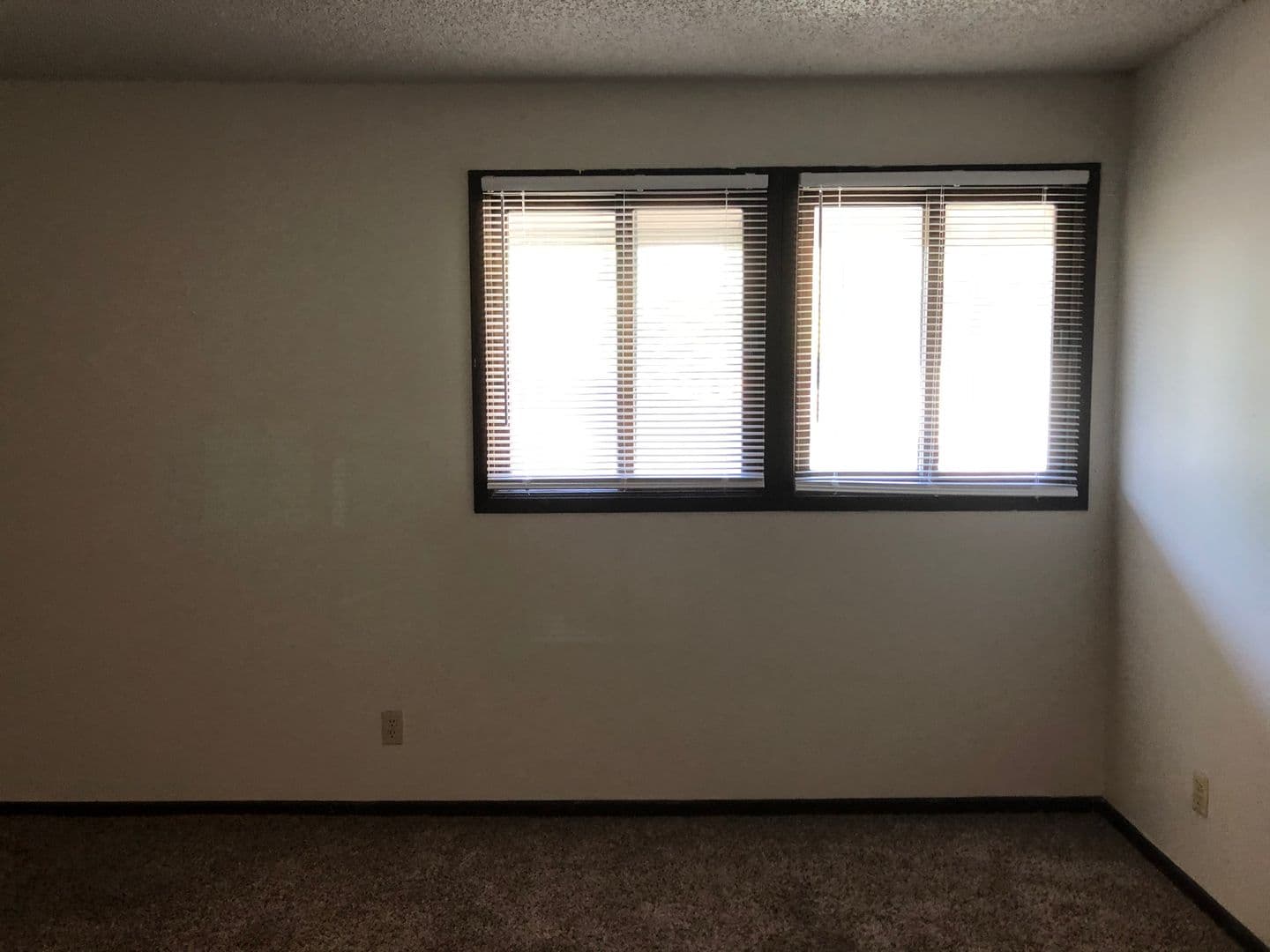 Ames Apartment: 3319 Story Street