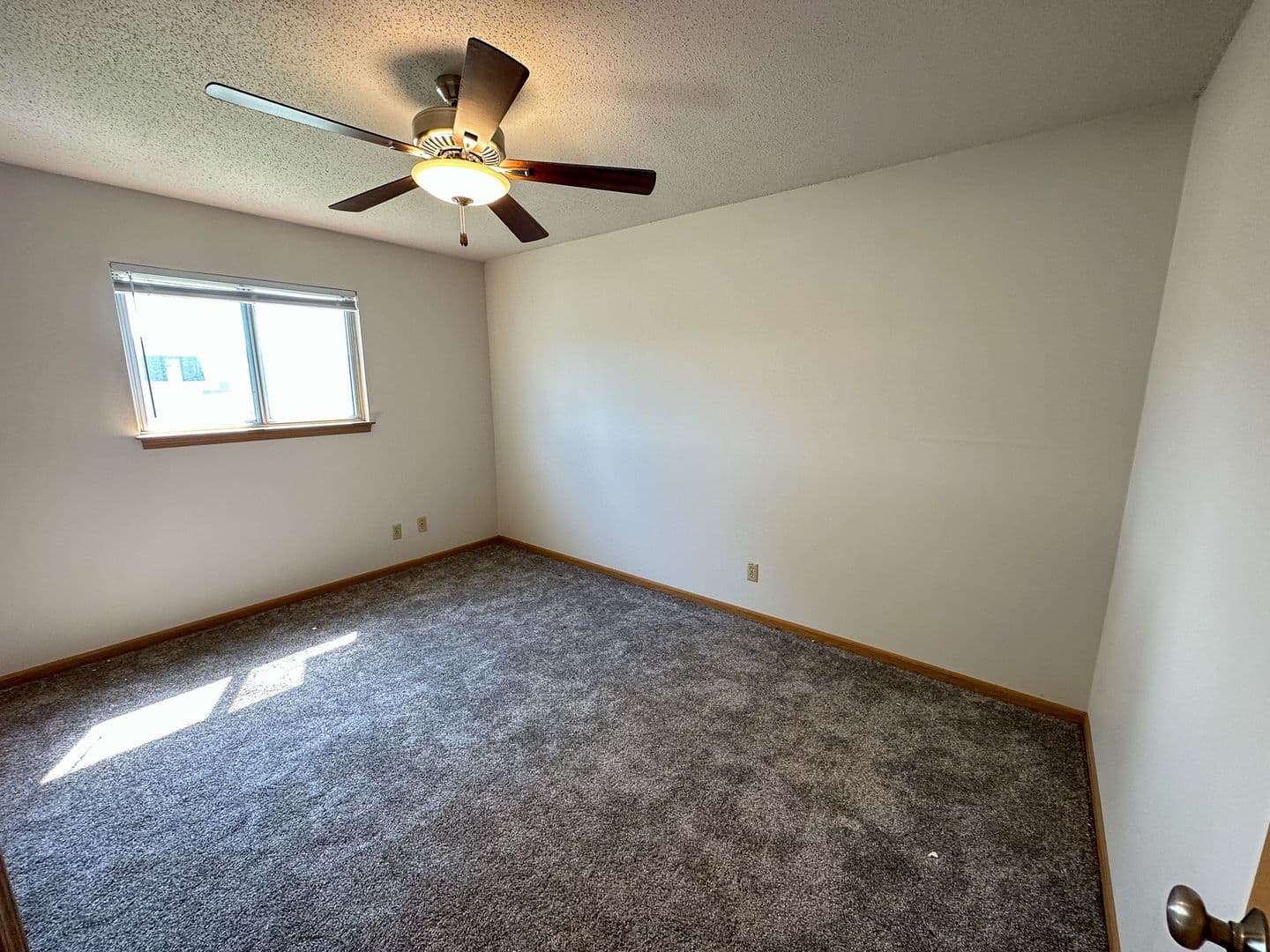 Ames Apartment: 4606 Ontario St