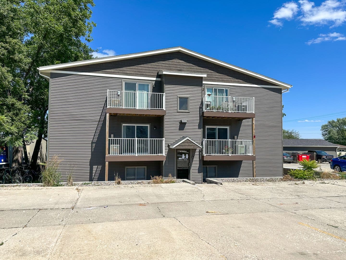 Ames Apartment: 126 Beedle Drive