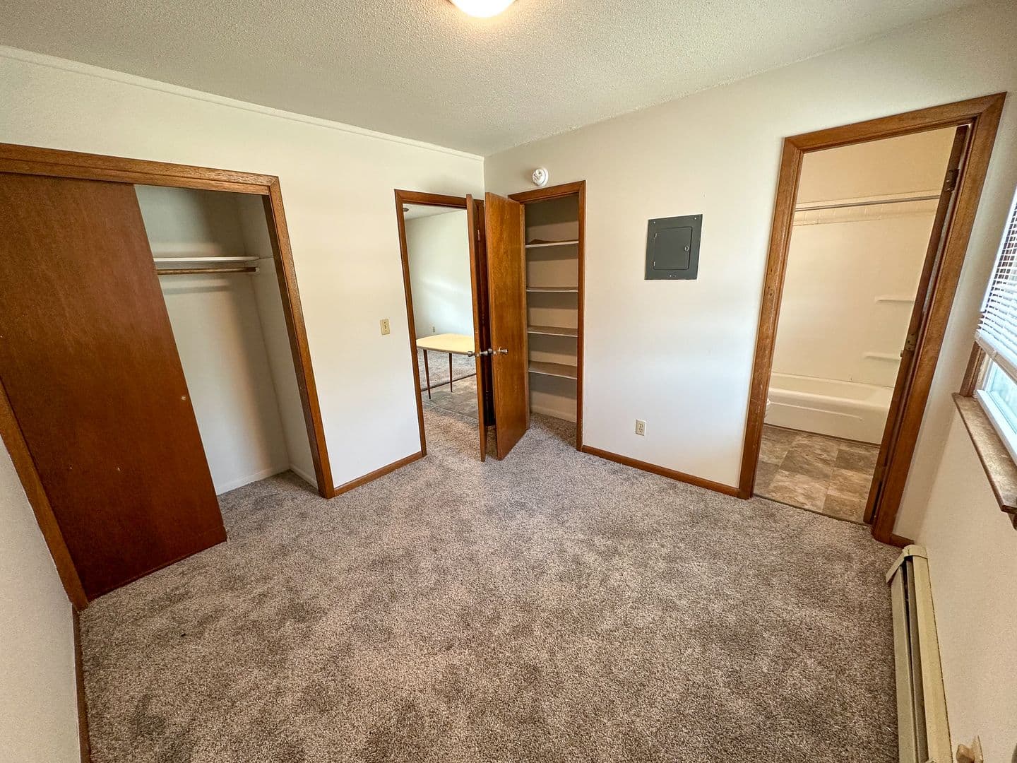 Ames Apartment: 2931 West St