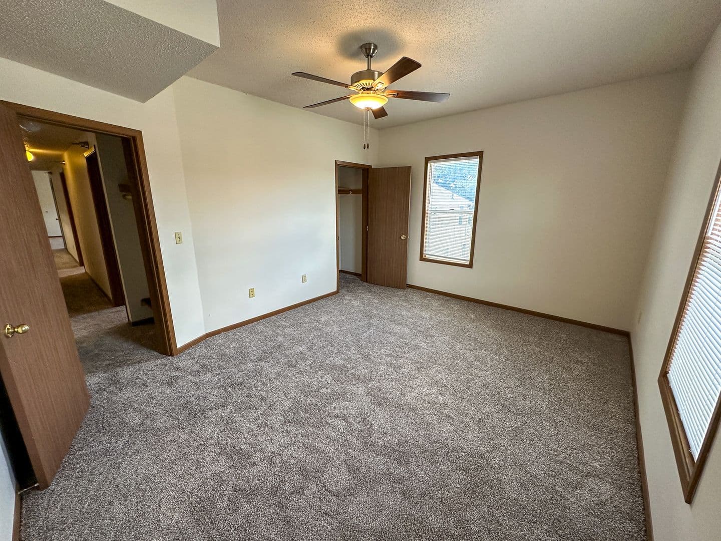 Ames Apartment: 2717 West St