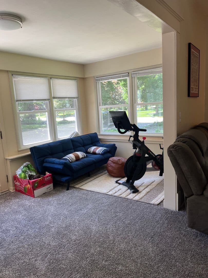 Ames House: 412 Ash Ave