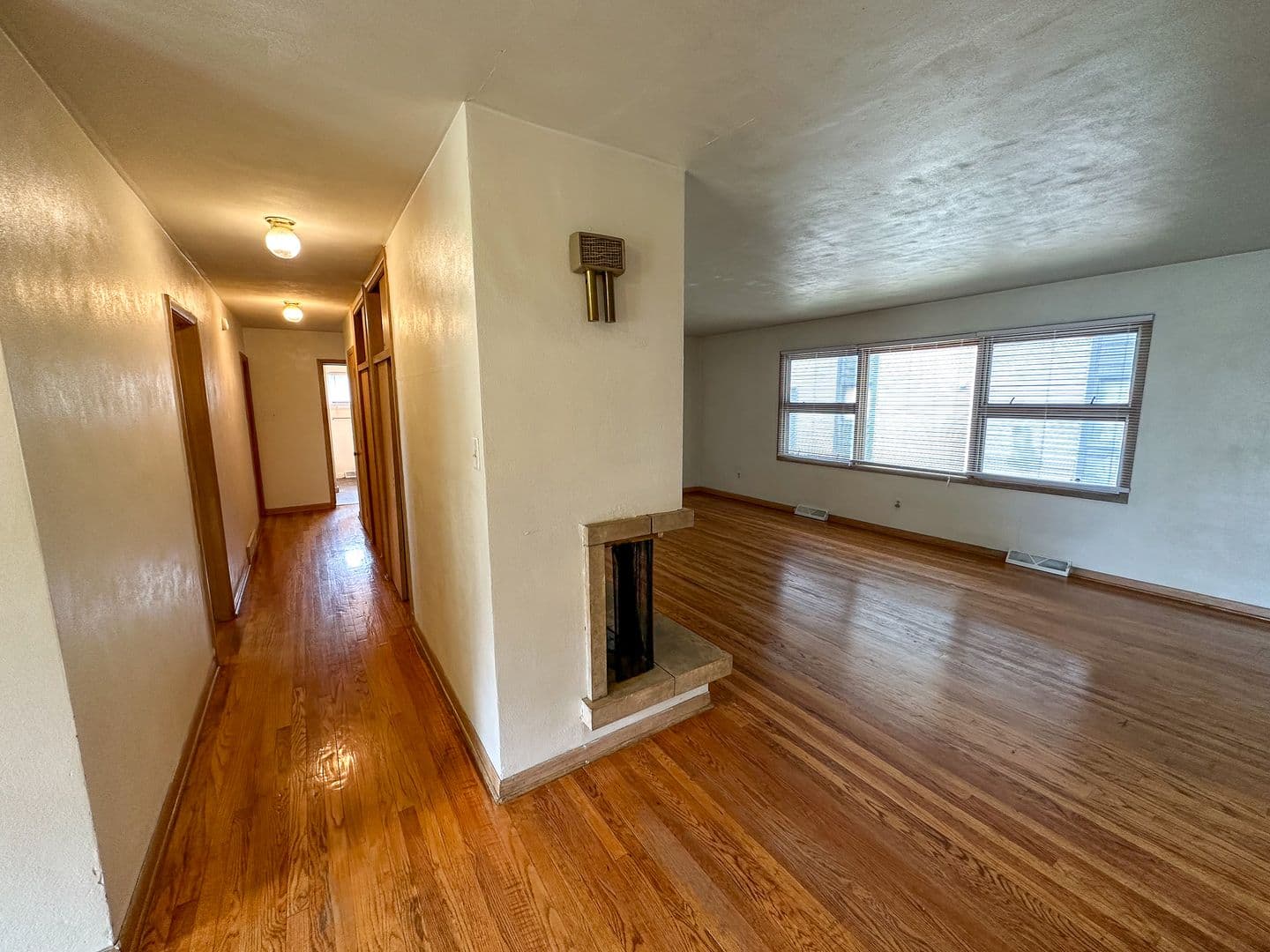 Ames Apartment: 3319 Story Street