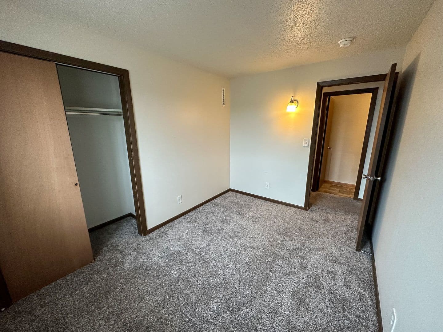 Ames Apartment: 4518 Hutchison St