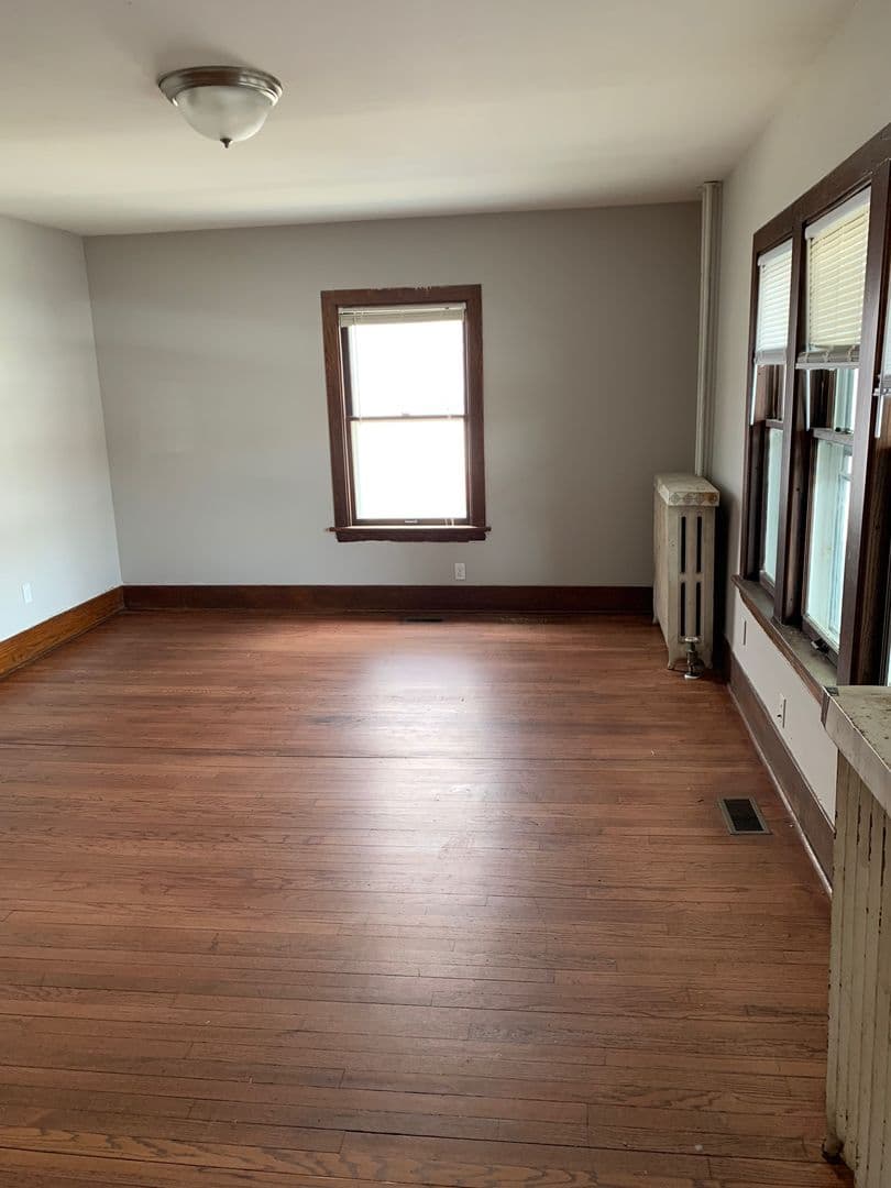 Ames House: 227 Sheldon Ave