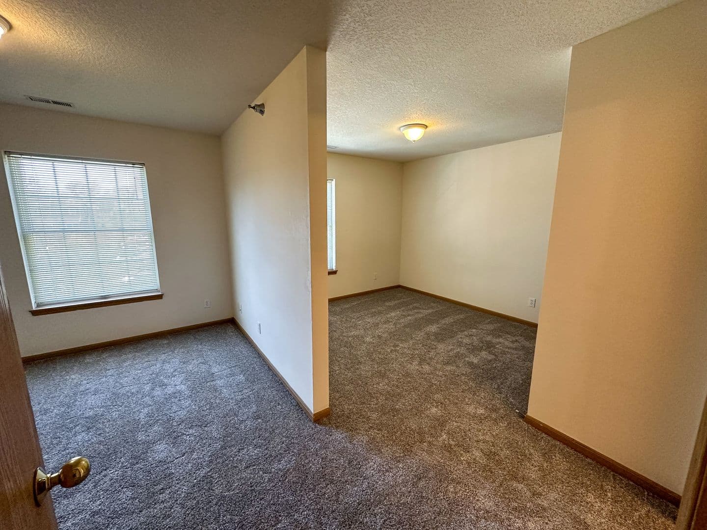 Ames Apartment: 121 Beach Ave