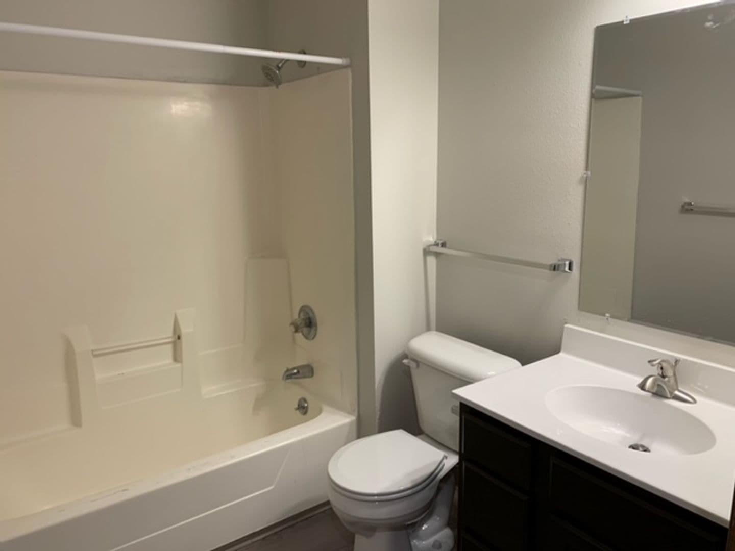 Ames Apartment: 312 Hillcrest Ave