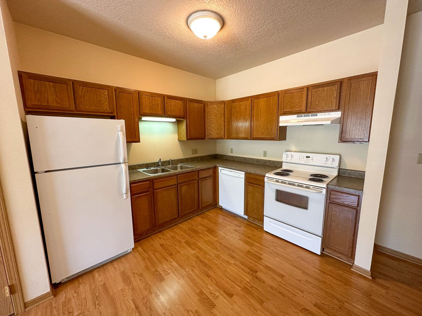 Ames Apartment: 210 Gray Ave