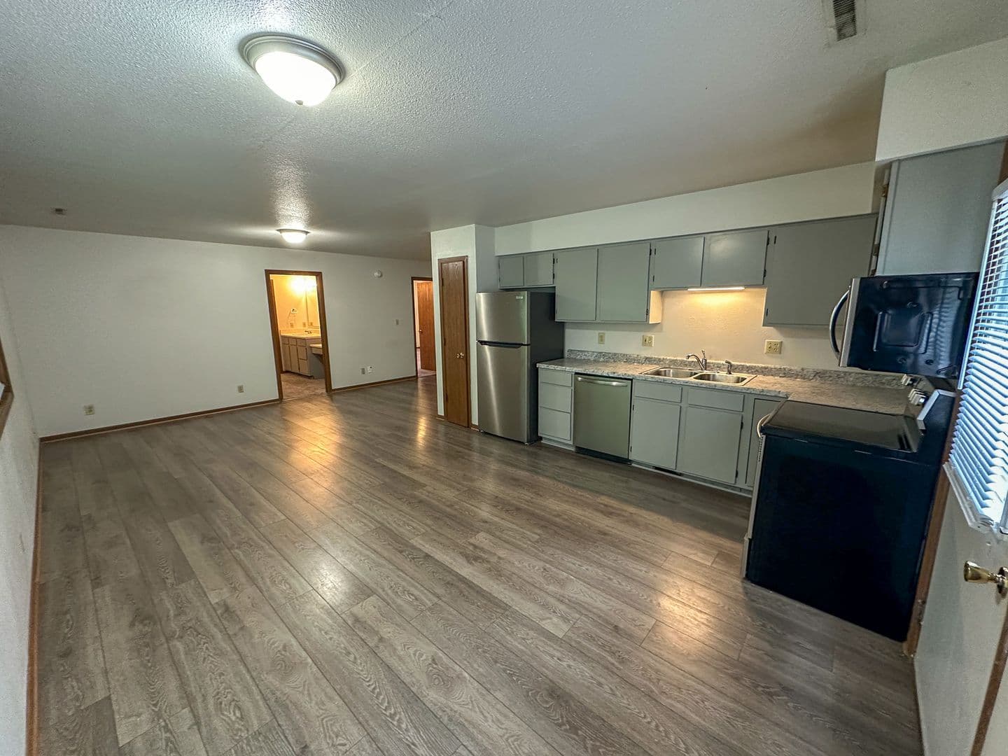 Ames House: 3012 Oakland St