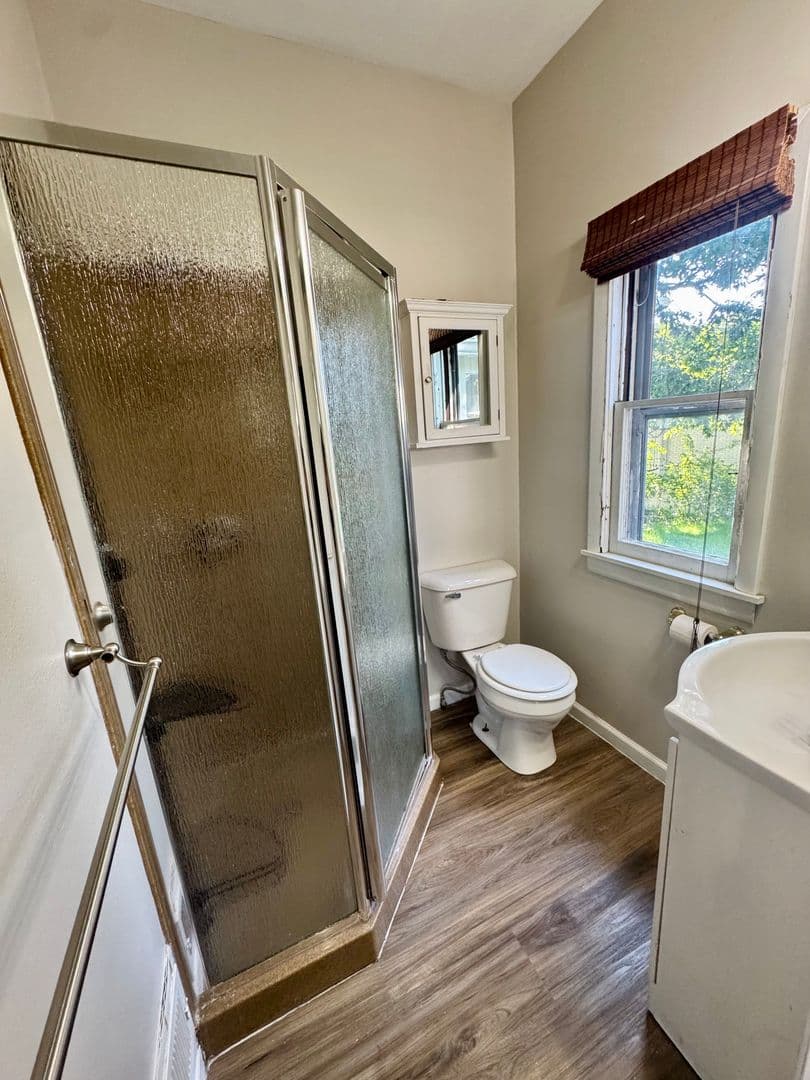 Ames House: 3002 Woodland St