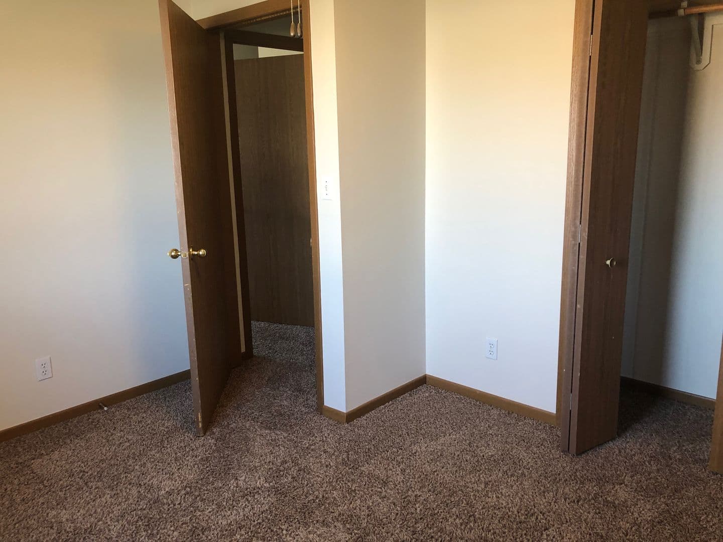 Ames Apartment: 645 Stonehaven Drive